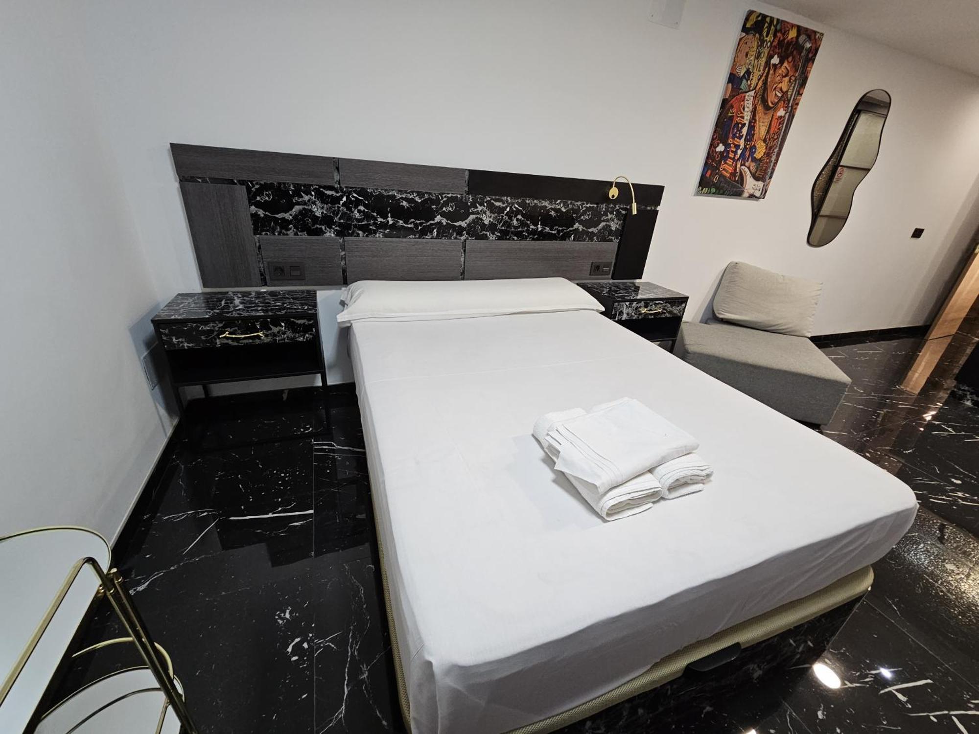 Apartamentos Benidorm Black Exterior foto